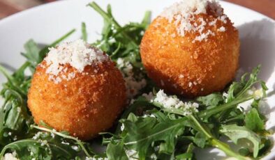 Arancini (risotto topları) tarifi – Arancini nasıl yapılır?