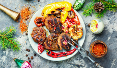 Nar Soslu Sebzeli Et