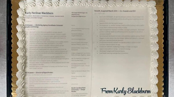 CV’sini pastaya bastırdı: İş başvurusu için kullandığı yöntem şaşırttı