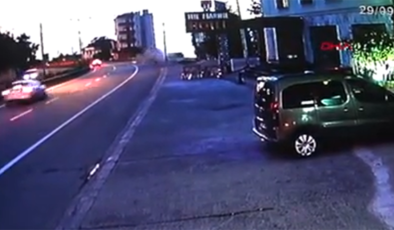 Katliam gibi kaza! Şarampole yuvarlanan araçtaki 4 kişilik aile yok oldu..