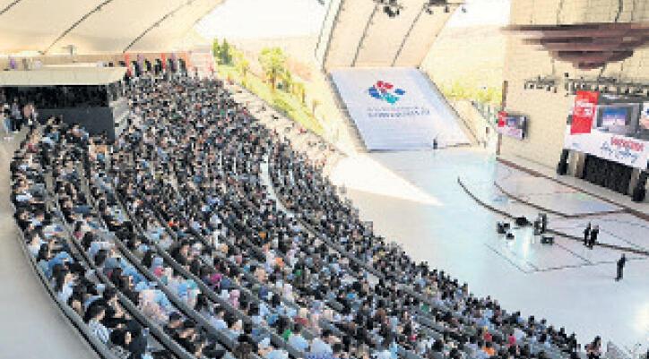 1500 öğrenci yüksek eğitime adım attı