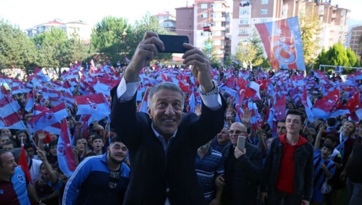 Turkey: Football championship celebrated in Trabzon City Square
