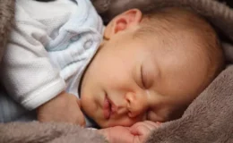 Bebekler İçin Ninni Önerileri: 2022’nin En Güzel Bebek Ninnileri