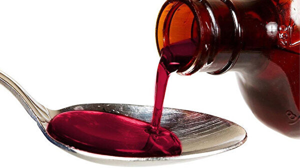 Böbrek yetmezliği salgını sonrası 66 çocuk hayatını kaybetti! DSÖ 4 şurup için uyardı