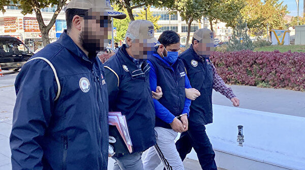 DEAŞ’ın ‘iletişim sorumlusu’ ile ‘sözde emiri’ Kırşehir’de tutuklandı
