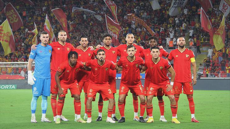 Göztepenin teknik ekibi ilk kez taraftar karşısına çıkacak