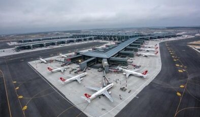 Dünyaca ünlü aktör Robert Davi İstanbul Havalimanı’na hayran kaldı