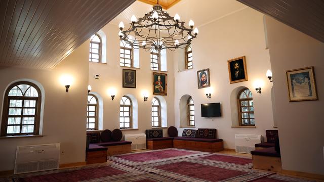 Alevi temsilcileri, Cumhurbaşkanı Erdoğan’ın cemevleri açılış programına katılacak olmasından memnun