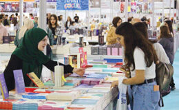 Kahramanmaraş Kitap Fuarı’na yoğun ilgi