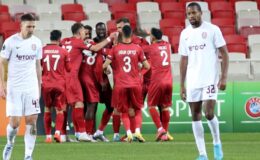 Sivasspor Avrupa’da gruptan çıkmayı garantiledi