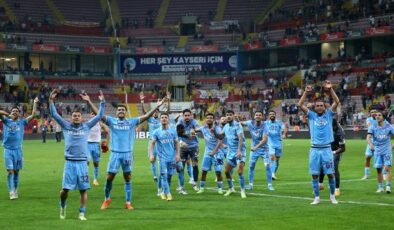 Trabzonsporlu futbolcu Siopis: Savaşçı bir takımız