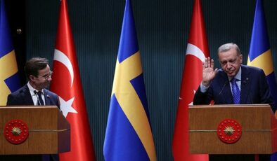 İsveç basını Başkan Erdoğan ile İsveç Başbakanı Ulf Ulf Kristersson görüşmesini değerlendirdi! Türkiye somut adım bekliyor<a href="https://www.ahaber.com.tr/gundem/2022/11/09/isvec-basini-baskan-erdogan-ile-isvec-basbakani-ulf-ulf-kristersson-gorusmesini-degerlendirdi-turkiye-somut-adim-bekliyor">.</a>