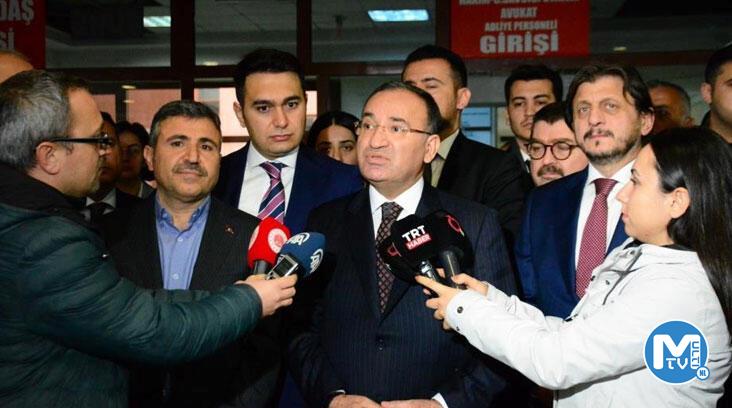 Bakan Bozdağ deprem bölgesinde: Teknik ekiplerimiz adliye binasını inceliyor