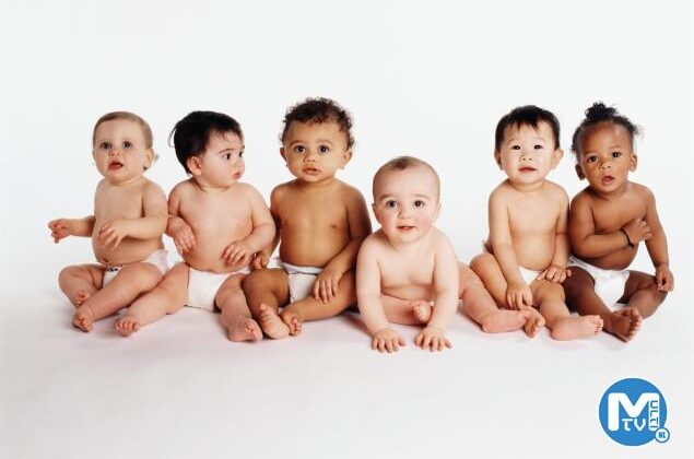 Bebeğinizin saçı, cildi ve tırnakları nasıl gelişir?