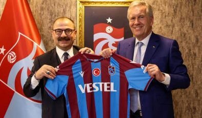 Eski Almanya Cumhurbaşkanı Christian Wulff’tan Trabzonspor’a ziyaret