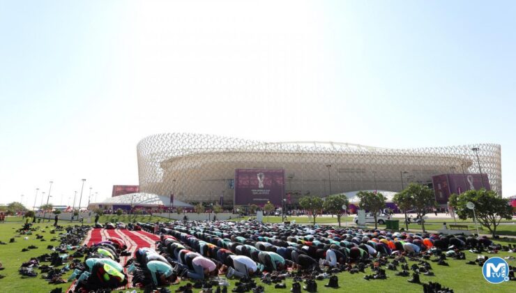 Dünya Kupası’nda muhteşem cuma namazı görüntüsü