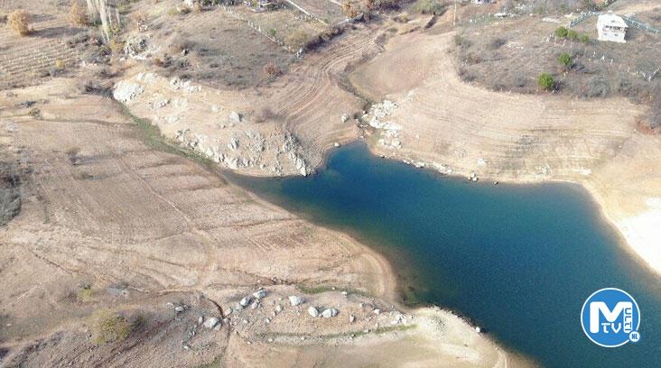 İstanbul’a su taşıyan barajlarda alarm