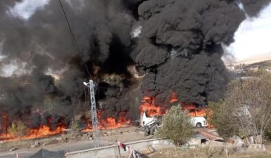 Ağrı’da tankerle çarpışan yolcu otobüsü alev aldı: Ölü ve yaralılar var