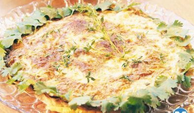 Lor peynirli ve mantarlı yufka pay