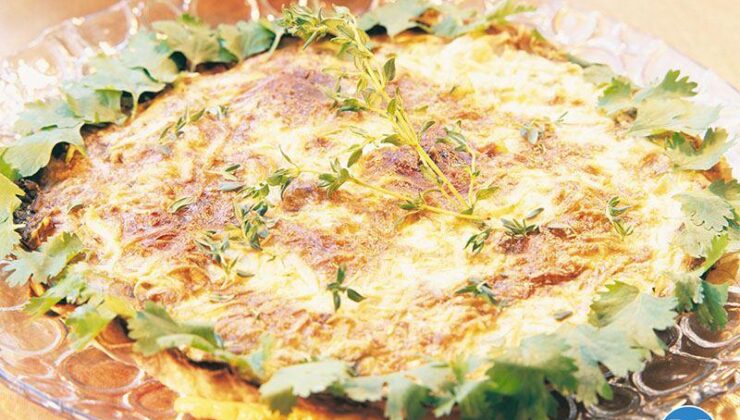 Lor peynirli ve mantarlı yufka pay