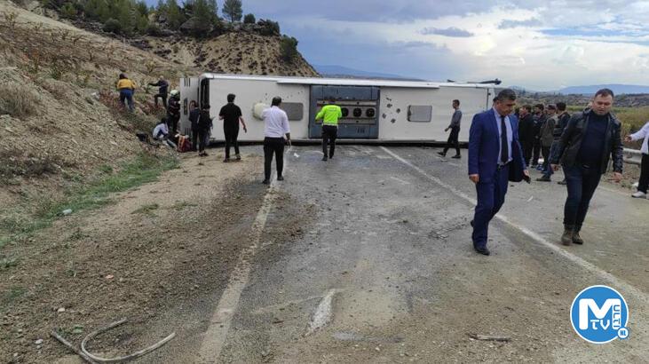 Mersin’de yolcu otobüsü devrildi! 18 kişi yaralandı