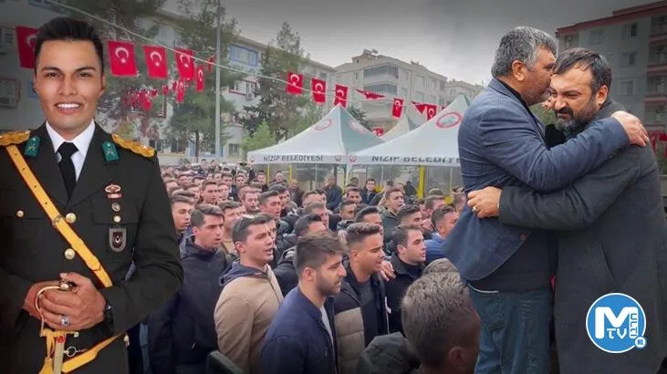Şehit taziyesinde tüyleri diken diken eden anlar! Baba istedi, silah arkadaşları okudu