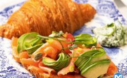 Somonlu Kruvasan Sandviç