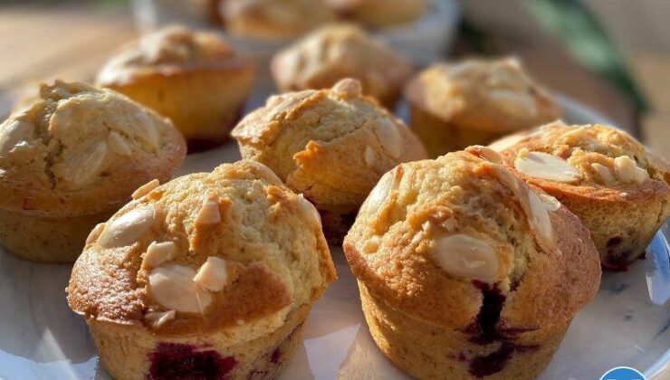 Vişneli Bademli Muffin