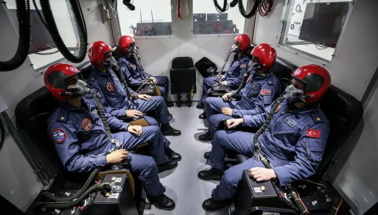 “Türkiye’nin ilk uzay yolcuları” Eskişehir’deki askeri merkezde eğitiliyor