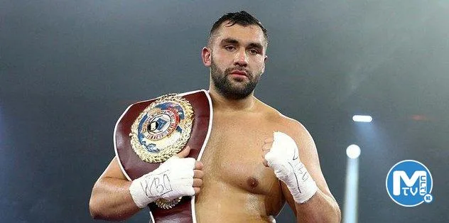 Almanya’da milli boksör Ali Eren Demirezen’e “yılın en iyi boksörü” ödülü