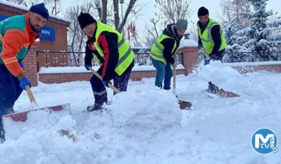 Ardahan’da kar kalınlığı 30 santime ulaştı