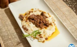 Beğendi Yatağında Kuzu Kuşbaşı