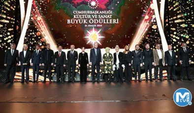 Cumhurbaşkanlığı Kültür ve Sanat ödüllerini kimler aldı? Ömür Akkor, Hayrettin Karaman, Ajda Pekkan, Yılmaz Erdoğan’a ödül