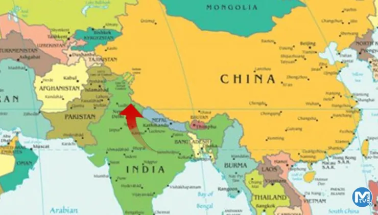 Hindistan ve Çin askerleri sınır bölgesinde karşı karşıya geldi