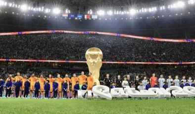 Hollanda-Arjantin maçında fenalaşan ABD’li gazeteci yaşamını yitirdi