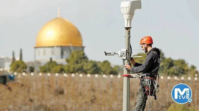 İsrail’de devlet destekli casusluk: Eski Başbakan Ehud Barak’ın siber şirketi, halkı gözetledi