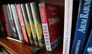 “Surname”, tarihin eğlenceli düğünlerine bir kapı aralıyor