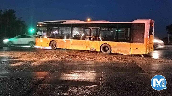 Ters şeritten yola girip kazaya neden oldu: 14 yaralı var