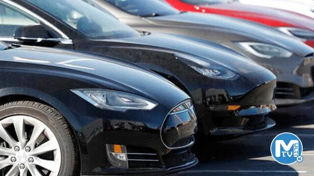 Tesla 400 binden fazla otomobilini yazılım hatası nedeniyle geri çağırdı