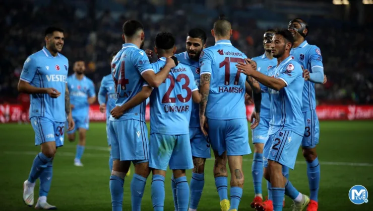 Trabzonspor evinde iyi, deplasmanda kayıp