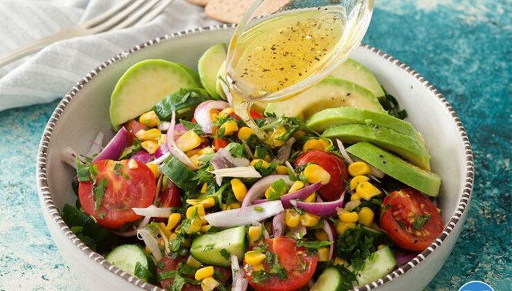 Avokadolu Domates Salatası