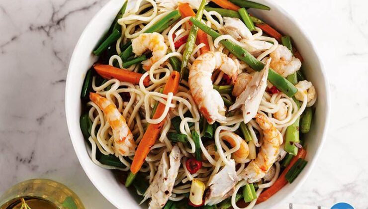 Baharatlı Deniz Ürünü Ve Çin Eriştesi (Noodle)