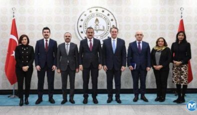 Bakan Özer, ABD Büyükelçisi Flake’i kabul etti