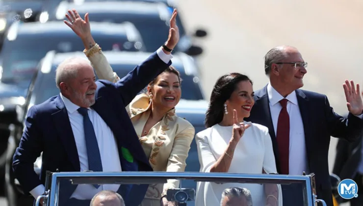 Brezilya’da Lula’nın yemin törenine girmeye çalışan silahlı kişi gözaltına alındı