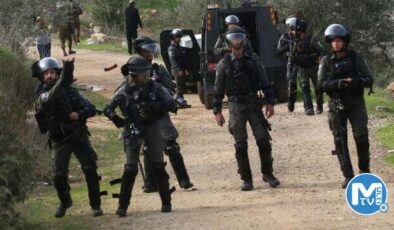 İsrail güçleri işgal altındaki Batı Şeria’da 15 Filistinliyi gözaltına aldı