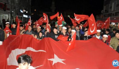 Karaman’da 2 bin kişi, Kur’an-ı Kerim’in yakılmasına tepki gösterdi