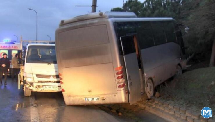 Kazaya yardım etmek isterken canından oldu