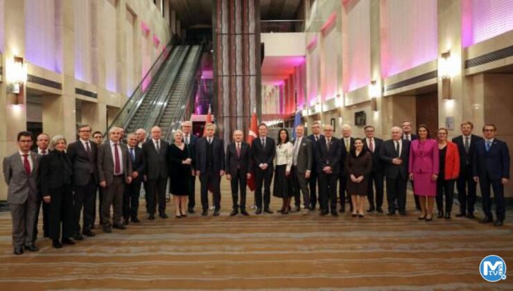 Kılıçdaroğlu, AB üyesi ülkelerin Ankara büyükelçileri ile buluştu