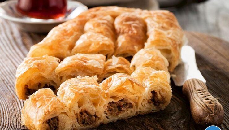 Klemantin Kol Böreği