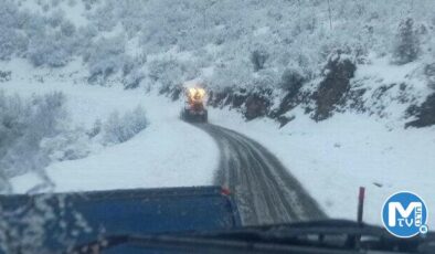Şırnak’ta etkili olan kar yağışı yarım metreyi buldu